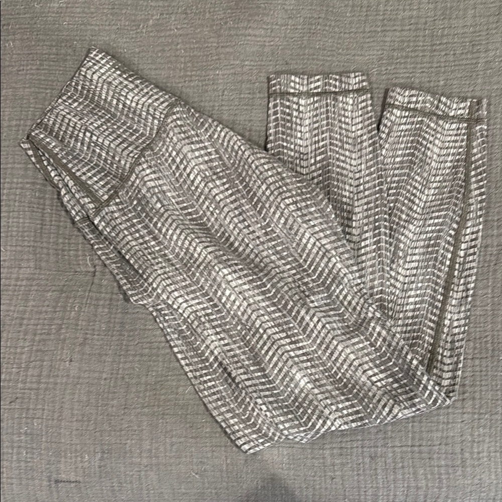 Men's Gray Patterned Pants - image 1